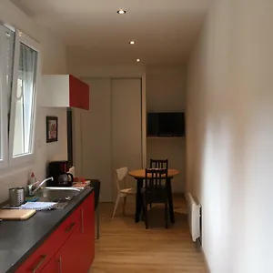 https://valence-centre-appartement-2-chambres-fonctionnel-et-lumineux.hotels-rhonealpes.com