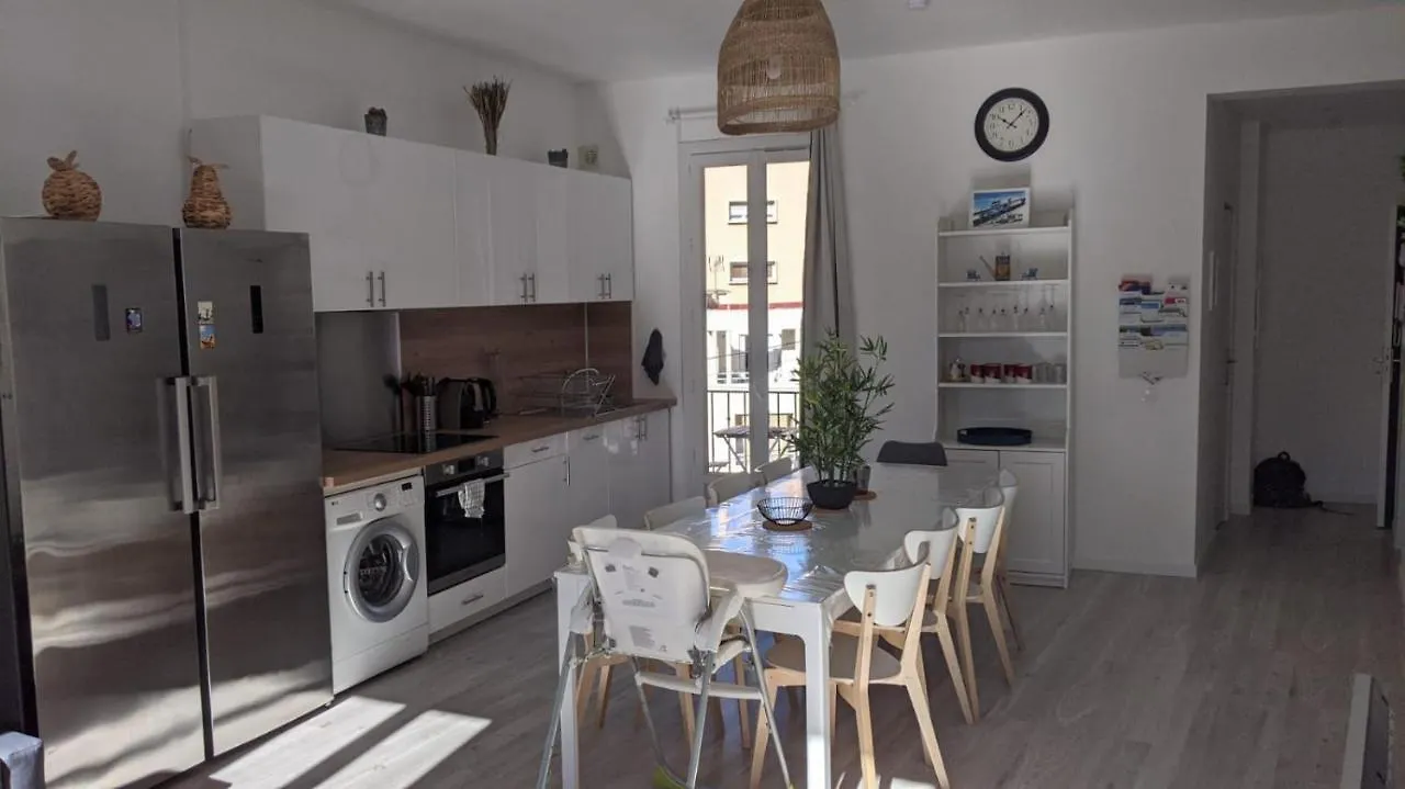 Villa Lina Zoï, une âme moderne dans une villa niçoise typique Nice